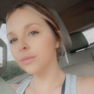 Meet your Posher, Ashleigh